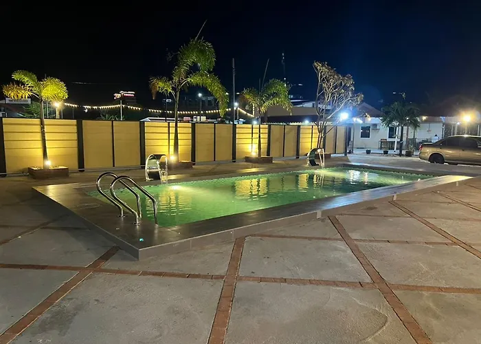 Dhania Cenang Beach Motel