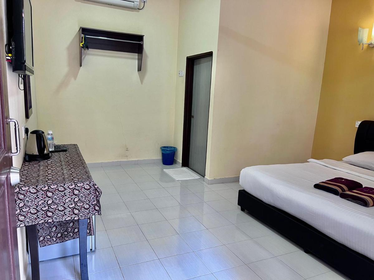 Dhania Cenang 2* Pantai Cenang (Langkawi)